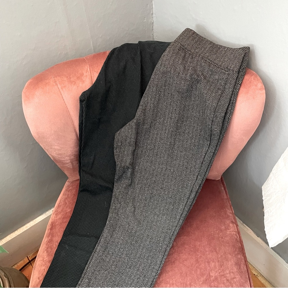 Set of two classic patterned leggings